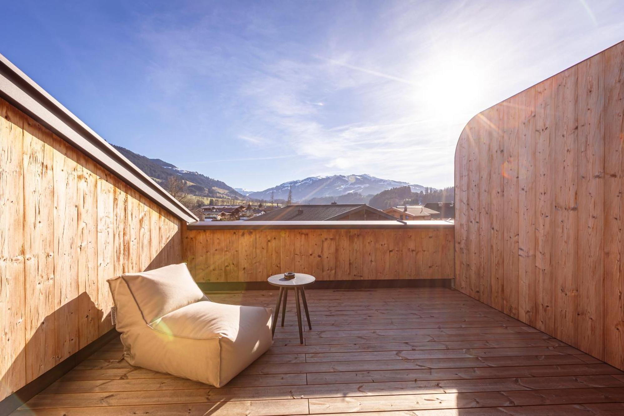 Kitzbuehel By Alps Apartment *