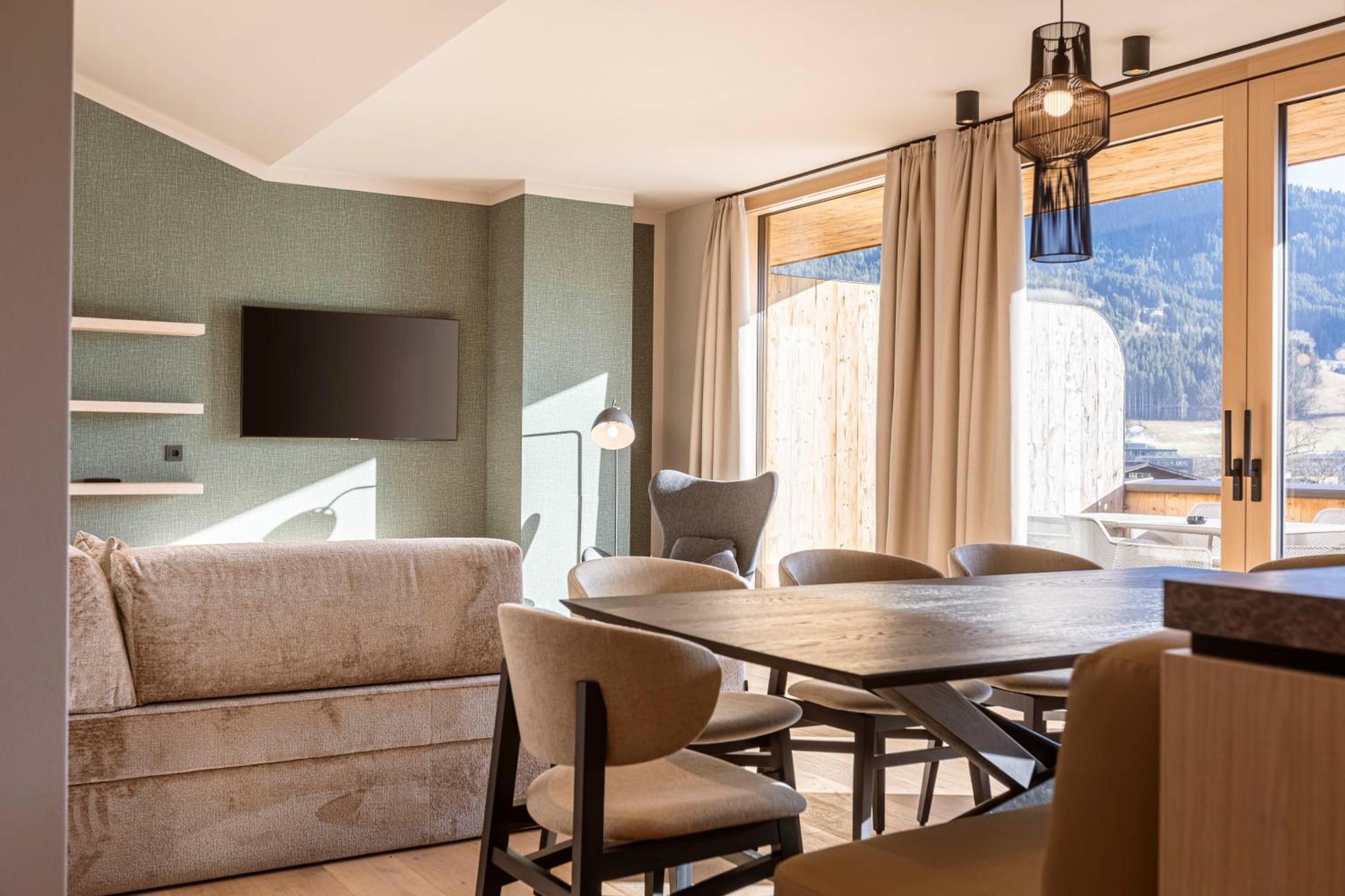 Kitzbuehel By Alps Apartment